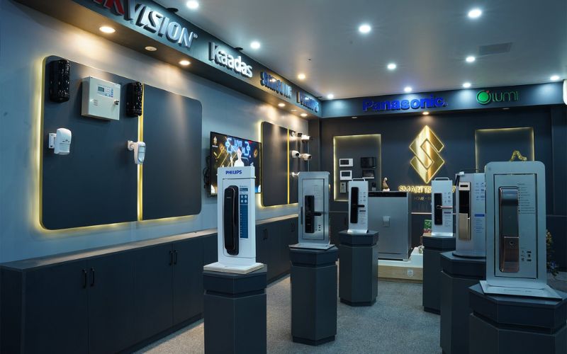 Showroom khóa cửa thông minh Smarttech247
